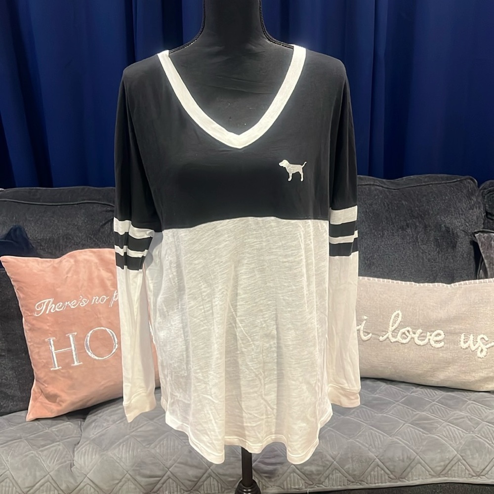 Victoria’s Secret Pink Top Size M